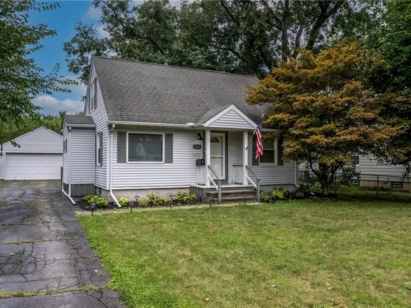 2097 Montclair St NE, Warren, OH 44483