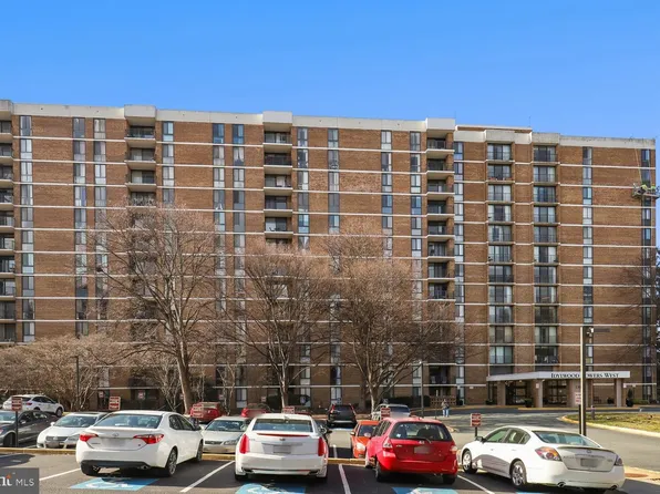 2300 Pimmit Dr APT 1216, Falls Church, VA 22043