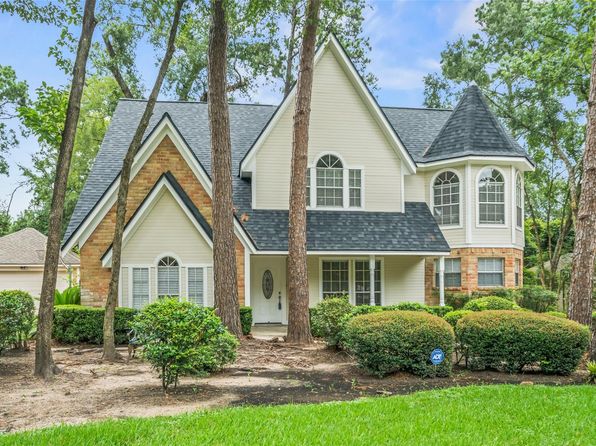135 Towering Pines Dr