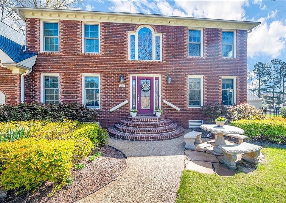 1st image of 503 Aguila Ct
