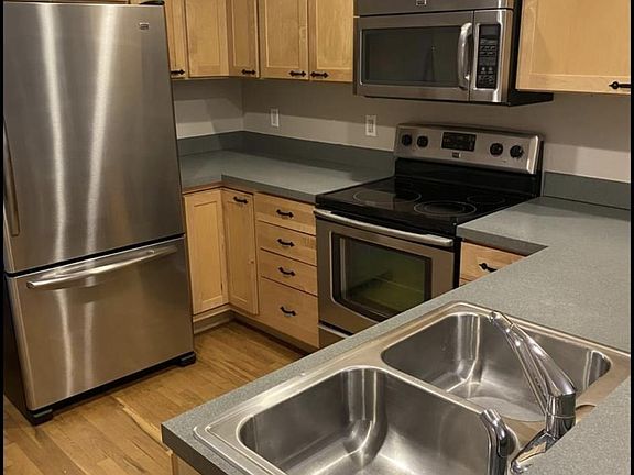 5th image of 1411 E 16th Ave #1/2