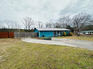 710 Cherokee Trl NW, Dalton, GA 30721