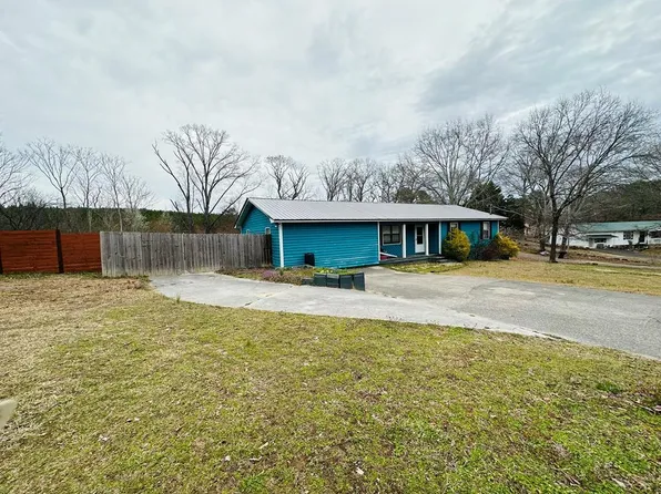 710 Cherokee Trl NW, Dalton, GA 30721