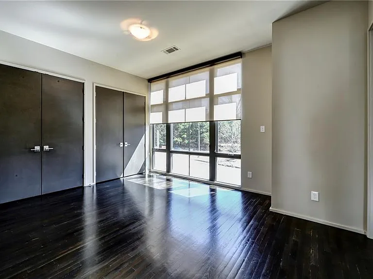 721 Longleaf Dr NE #9 — Photo 9