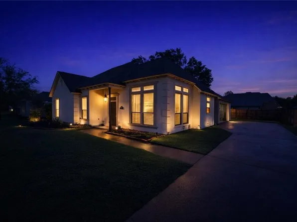 13080 Dutchtown Lakes Dr, Geismar, LA 70734