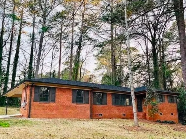 717 Glen Cove Dr, Macon, GA 31210