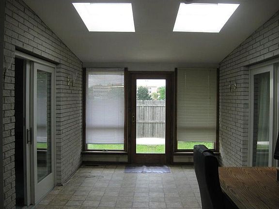 5th image of 635 E 78th Ln