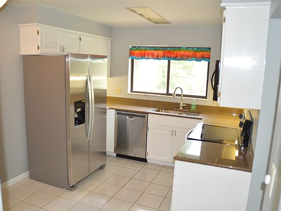 5th image of 1506 Marigold Way APT 407
