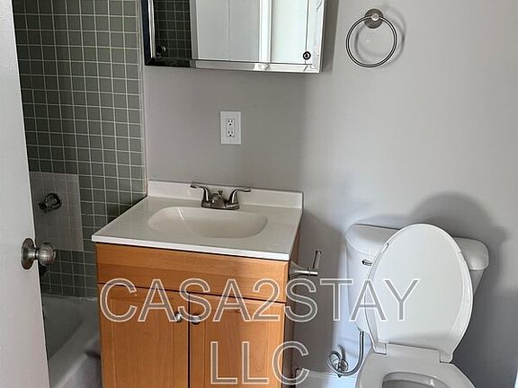 4th image of 2119 Saint Johns Pl Unit 2119