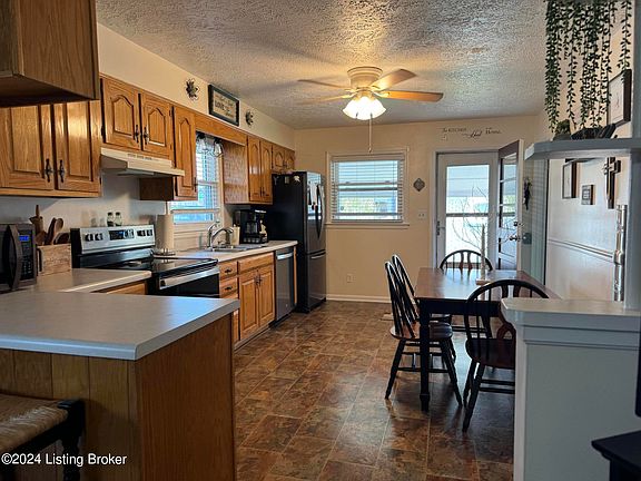5th image of 8708 Cottingham Way