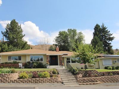 2075 Calhoun St, Klamath Falls, OR, 97601