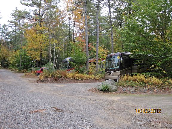 Large RV Sites w/Full Hookup