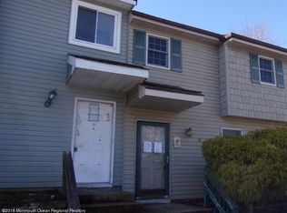 11 Potomac Ct, Barnegat, NJ 08005