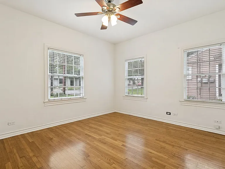 160 W Edgewood Pl — Photo 20