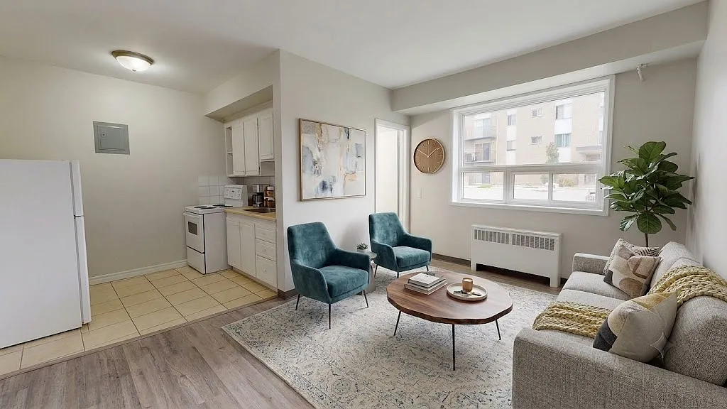 Mayfair Apartments — Photo 2