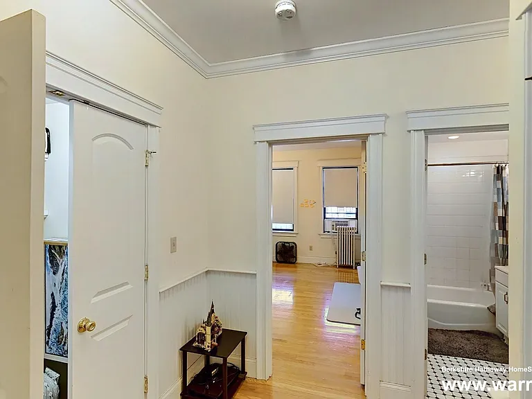 27 Glenville Ave #4 — Photo 11