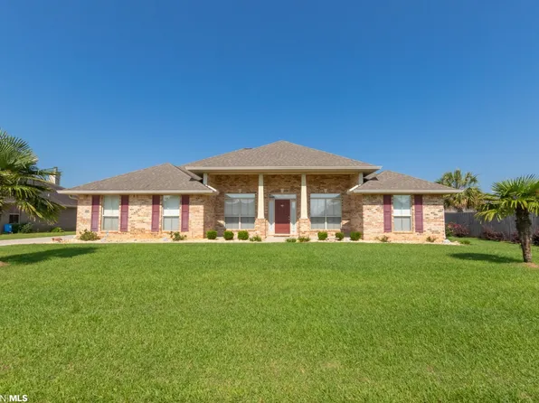 2006 Bourbon St, Foley, AL 36535