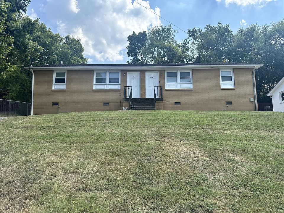 1st image of 3224 Spears Rd