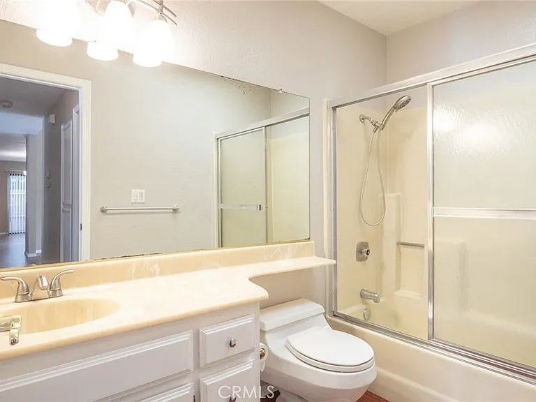 925 Diane Way — Photo 13