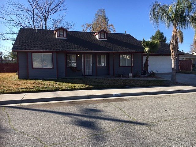 1st image of 520 Dana Ct