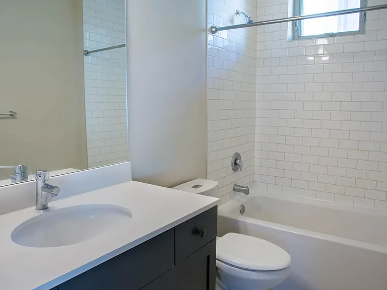 Bravo Apartments — Photo 7
