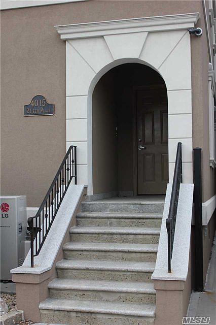 1st image of 4015 214th Pl APT 3