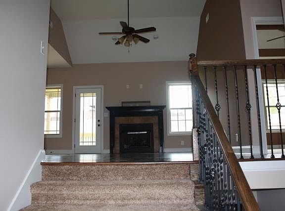 2nd image of 102 Creekview Vlg Lot 102