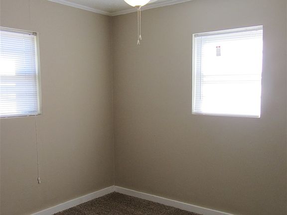 4th image of 115 Dixie Dr NE