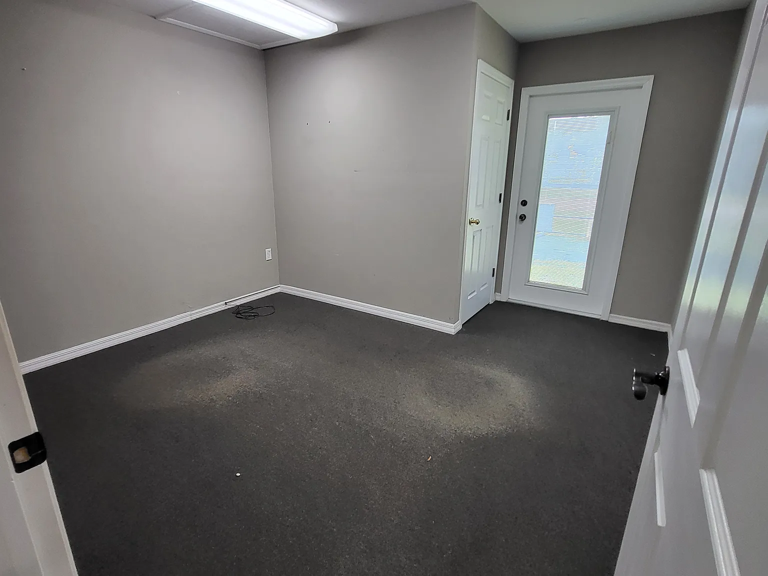 Studio, 2519 sqft, $3,000 — Photo 4
