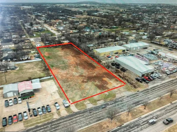 4914 S Shields Blvd, Oklahoma City, OK 73129