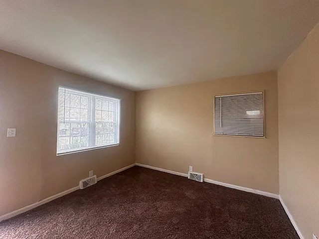 14128 Patton St — Photo 5