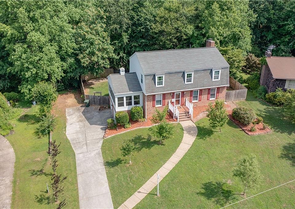 1st image of 135 Tuckahoe Dr