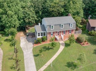 135 Tuckahoe Dr, Newport News, VA 23606