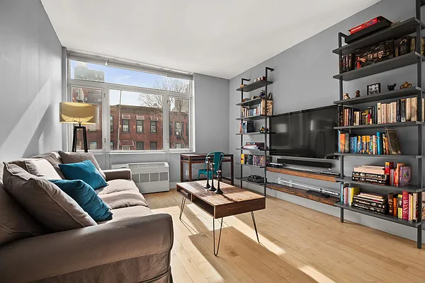 Sold by Compass | media 1