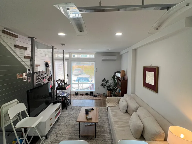 545 N 103rd St — Photo 24