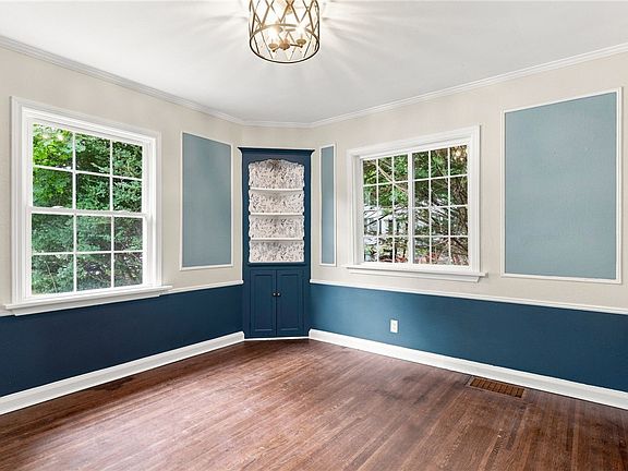 4th image of 1590 Chili Ave