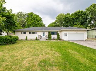 635 Elmgrove Rd, Rochester, NY 14606