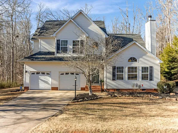 102 W Peninsula Dr, Laurens, SC 29360