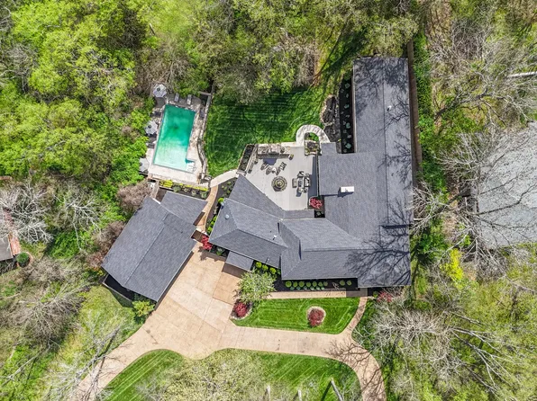 6705 Darden Pl, Nashville, TN 37205