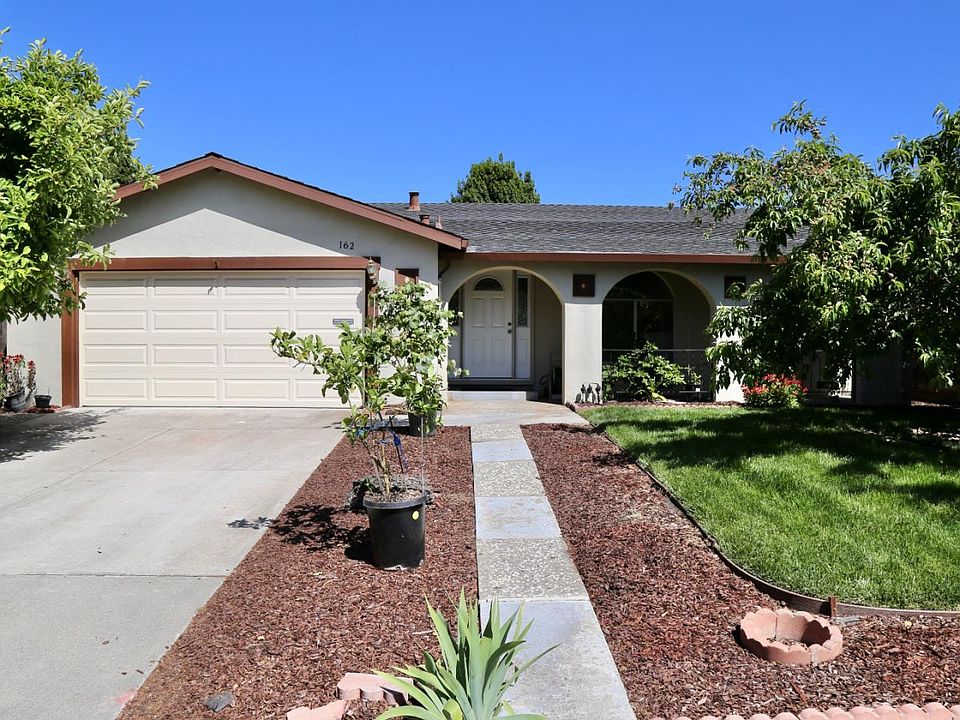 1st image of 162 Butano Ave