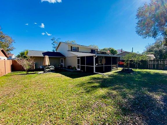3rd image of 7905 Greenshire Dr