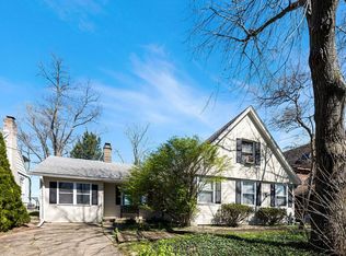 520 Marquette Dr, New Buffalo, MI 49117
