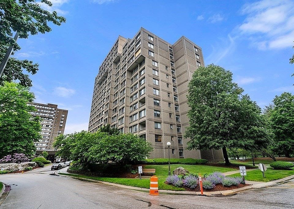 1st image of 250 Hammond Pond Pkwy APT 1209N