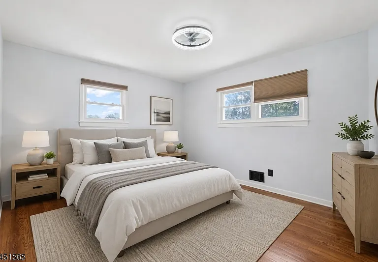 18 Deerwood Ave — Photo 7