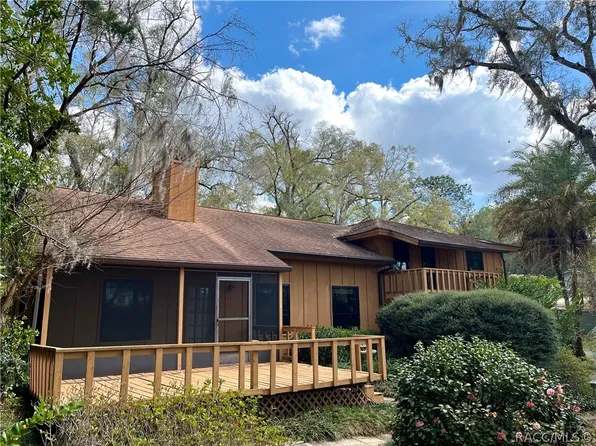 2244 W Tee Cir, Citrus Springs, FL 34434