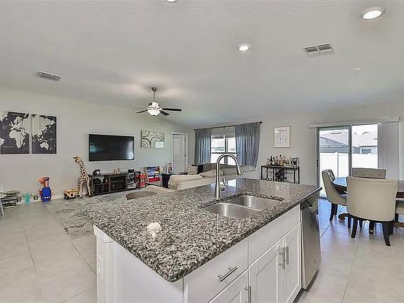 4th image of 13256 Jeter Creek Dr
