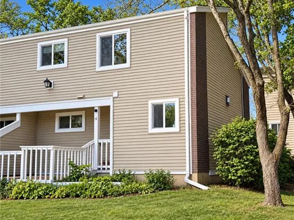 255 N Michigan St #4, Lawrence, KS 66044
