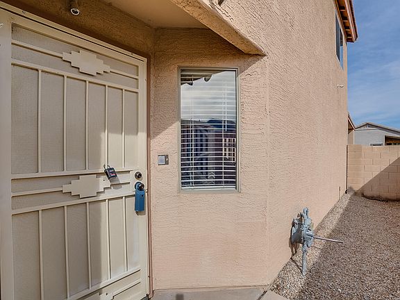 3rd image of 37859 N Luke Ln