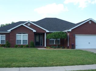2222 Traci Dr, Murray, KY 42071