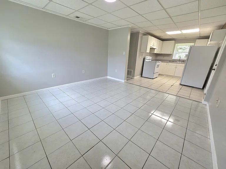 56 Norwood Dr — Photo 3